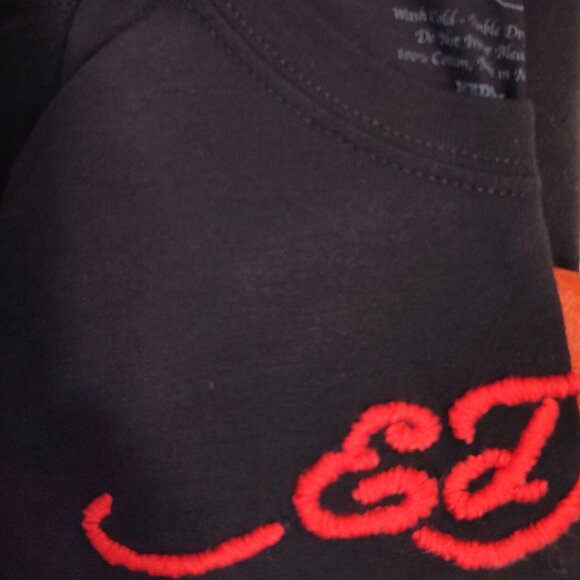 Ed Hardy Black Tee Love Kills Slowly Embroidered Logo Name Size Large NWOT - Picture 4 of 8